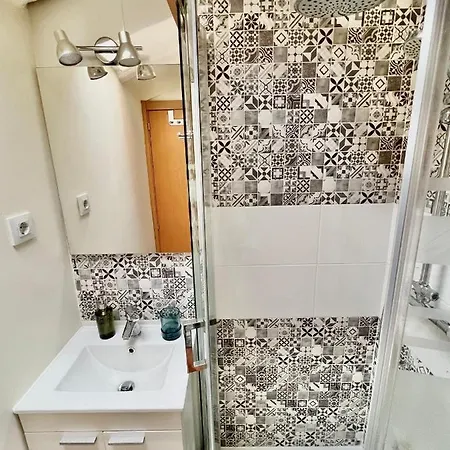 Charming Apartment In The Heart Of Madrid Buitenkant foto